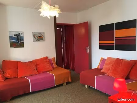 150m plage  logement pour 2 étudiants : meublé 3 pièces  48m2  2 chambres
