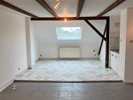 début schiltigheim f2 de 43 m² tout confort  mansardé