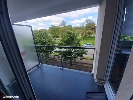 appartement 3 pièces 65 m²
