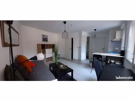 studio 1 pièce 30 m²