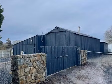 local d’activité / stockage 70 m² – terrain clos – plouisy