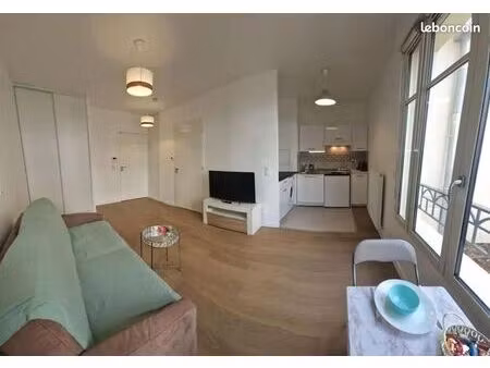 studio 1 pièce 26 m²