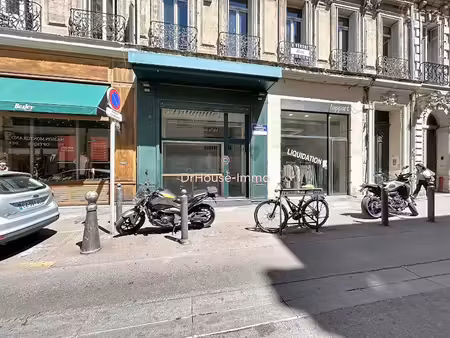 location locaux professionnels 2 pièces 52 m² à marseille 6ème (13006)  2 500 €