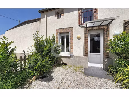 location maison  35.38 m² t-2 à champigny  589 €