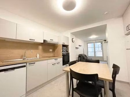 location appartement 2 pièces meublé à laval (53000) : à louer 2 pièces meublé / 33m² lava