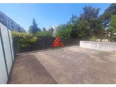 location appartement 3 pièces à nantes (44000) : à louer 3 pièces / 60m² nantes