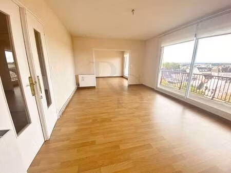 location appartement 4 pièces à argentan (61200) : à louer 4 pièces / 90m² argentan