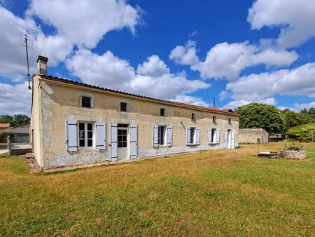 maison à vendre à barbezières (16140) - charente