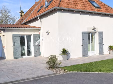 maison semi-mitoyenne 82 m² sur 530 m² de terrain-secteur charmes
