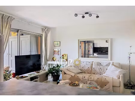 vente appartement 2 pièces 43 m² grasse (06130)