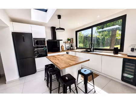maison saint-nazaire 80 m² t-4 à vendre  280 000 €