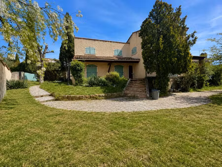 vente maison 6 pièces  147.00m²  salon