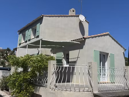vente maison 4 pièces 88 m² roquefort-la-bédoule (13830)