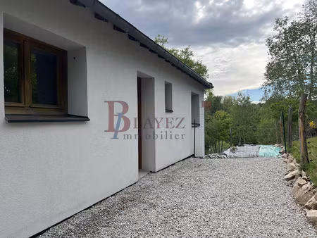 t3 meublé avec terrasse et garage