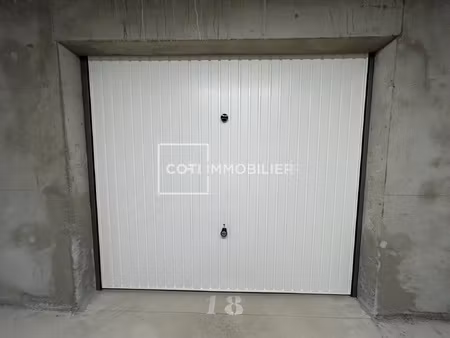 propriano - box - 25m2