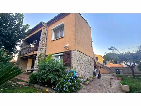 la crau - bas de villa avec jardin de 173 m2