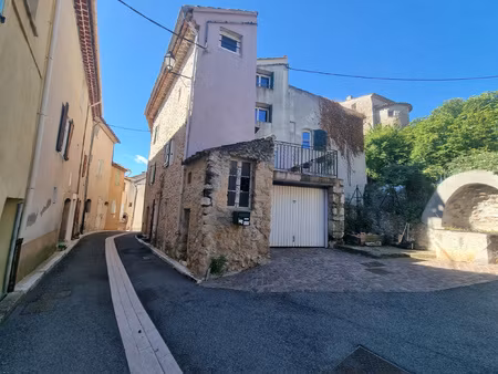 exclusivité à montmeyan ! maison de village avec terrasse et