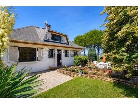 maison de 180 m² à saint-genix-sur-guiers