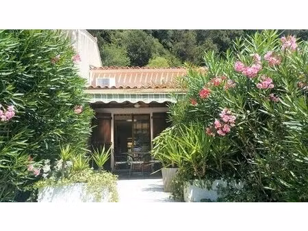 villeneuve loubet - villa 3 pièces avec piscine