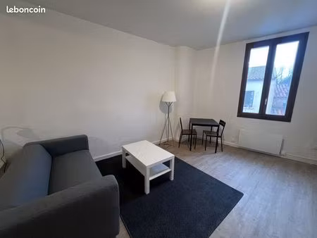 location appartement meublé 1 pièce 30 m²