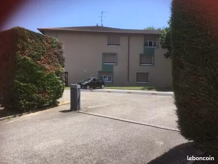 location studio meublé 34m2