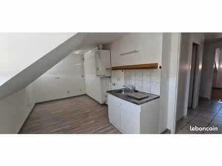 giromagny centre bourg  spacieux f3