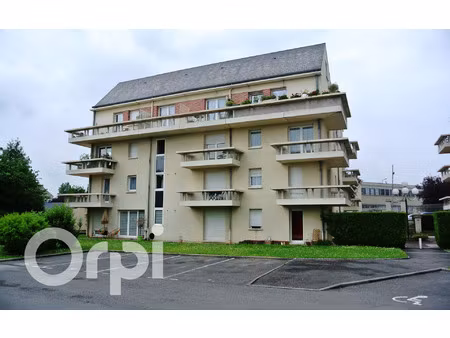 location appartement  m² t-2 à senlis  530 €