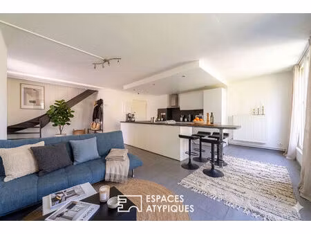 duplex lumineux au coeur du quartier du château