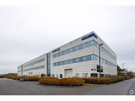location bureaux 344 m² à 4 042 m²