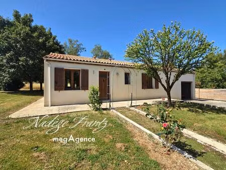 pavillon rénové 80 m² - 2 chambres - garage - terrain 1 000 m²- asnières la giraud 17400
