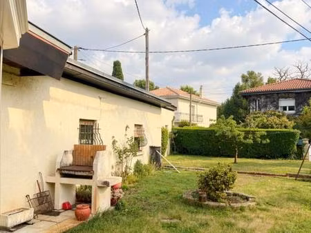 maison 135 m2 avec garage et jardin centre ville mérignac