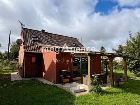 maison familiale de 125 m² avec grand terrain et hangar