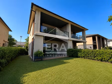 a vendre : appartement t2 de 45 m² avec terrasse à penta-di-casinca
