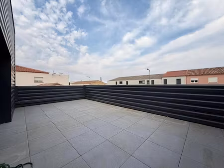 location appartement 3 pièces 100 m² à sainte marie la mer (66470)  1 000 €