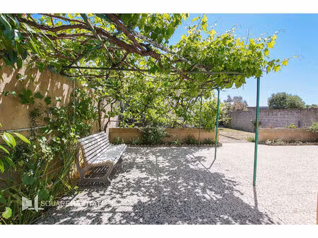 maison avec garage  studio et dépendance au coeur de la chaume
