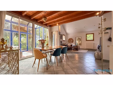maison 5 chambres/grand jardin et garage