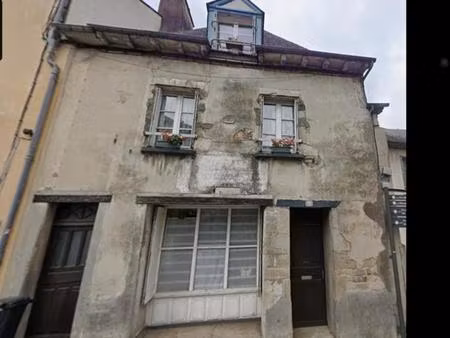 vitré 35500 - centre-ville- 4 chambres - jardin -163500 euros hai