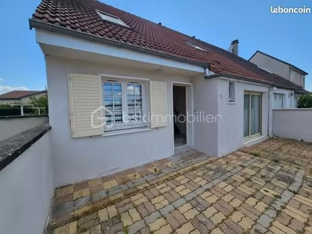 maison 6 pièces 90 m²