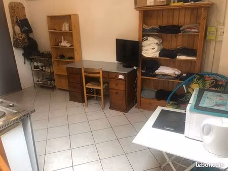 studio etudiant meuble toutes charges comprisess
