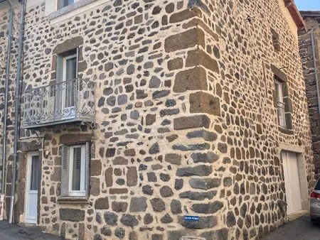 a louer maison de bourg 550
