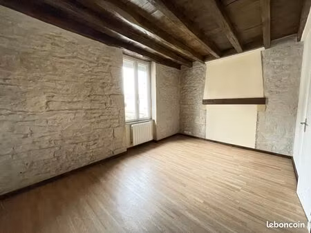 appartement 55 m² nerondes
