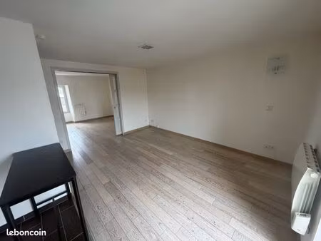 appt t2 type loft hyper centre-ville