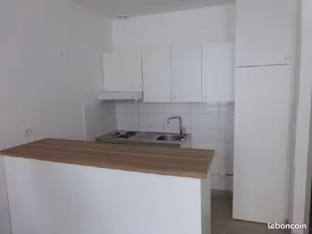studio 1 pièce 24 m²