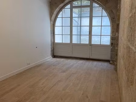 appartement rénové de 90m² avec terasse