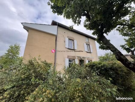 maison 3 pièces 77 m²