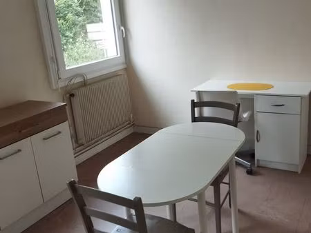 appartement st martin / morlaix 440 euros