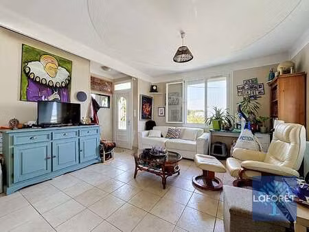 vente maison à la chaize-le-vicomte (85310) : à vendre / 75m² la chaize-le-vicomte