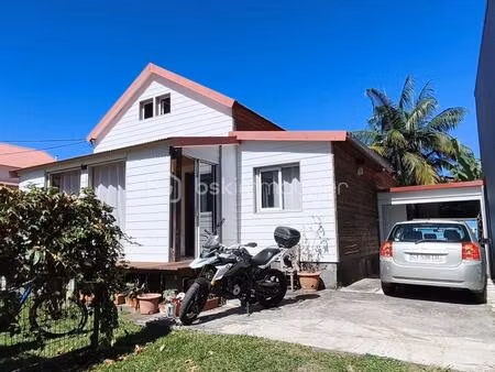 maison de 84 m² à saint-denis
