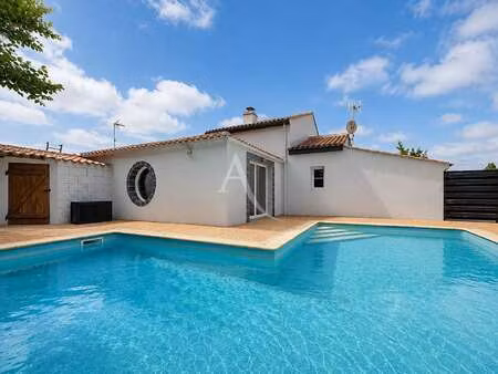 vente maison piscine aux sables-d'olonne (85100) : à vendre piscine / 110m² les sables-d'o