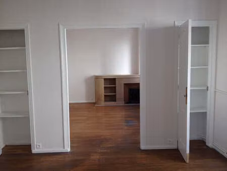 f2 bis - rue du lac- 69003 lyon